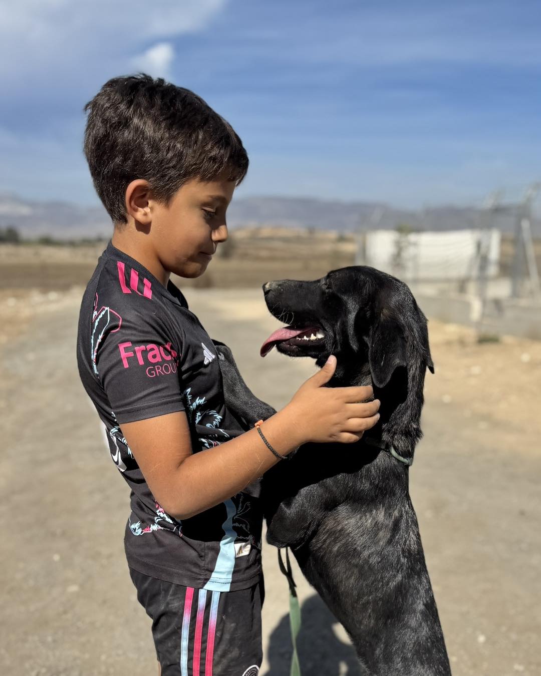 577327659_863794742830371_6642249106957574922_n